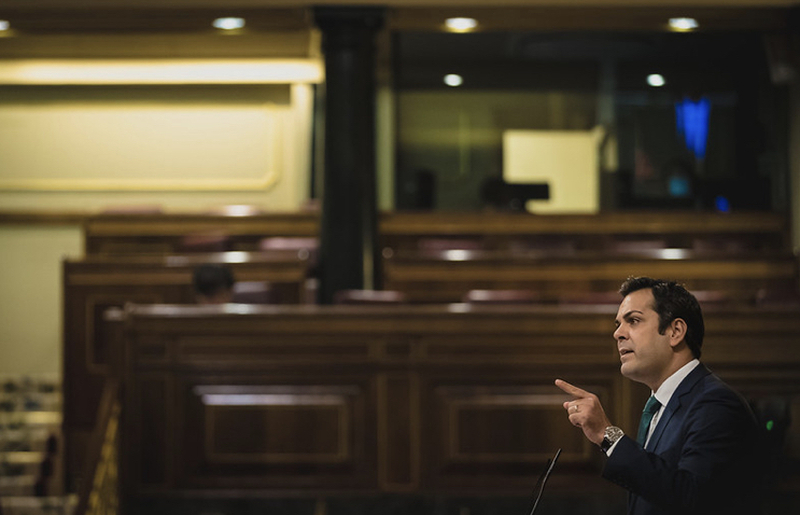 Requena: “La transición energética del Gobierno no es la más rentable económicamente, ni la socialmente más  justa ni la medioambientalmente más limpia”