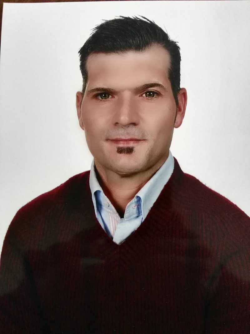 El candidato de Santiago de Calatrava apuesta por la bajada de impuestos y el turismo