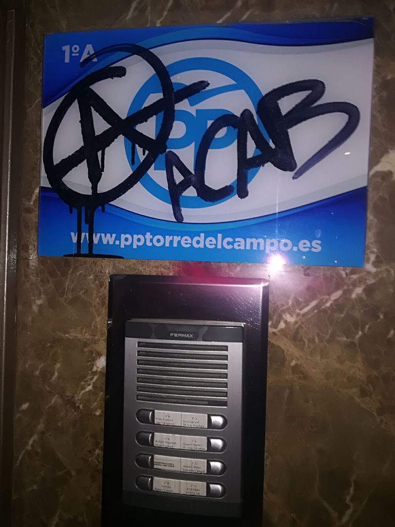 Lupiáñez denuncia actos vandálicos contra la sede del Partido Popular de Torredelcampo 