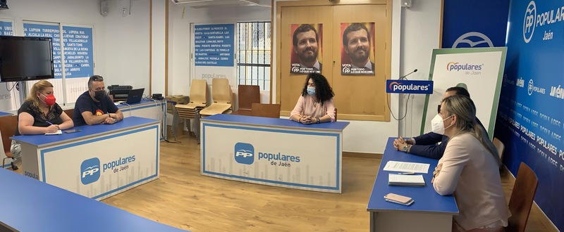 El PP de Jaén muestra su apoyo al sector de los feriantes de la provincia 