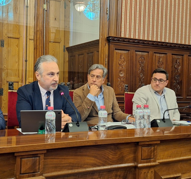 El PP aplaude la apuesta del Gobierno de Juanma Moreno por las carreteras de la comarca de Cazorla, “habiendo duplicado la inversión socialista en estas vías”