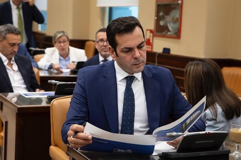 El PP registra una PNL para que el aeropuerto Federico García Lorca Granada-Jaén tenga un servicio de lanzadera con la provincia
