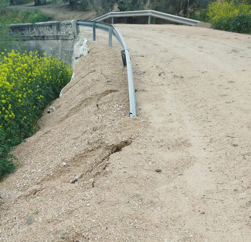Las lluvias revelan “la chapuza” en el arreglo de la carretera JV-3130, “después de tenerla Diputación cortada trece años”
