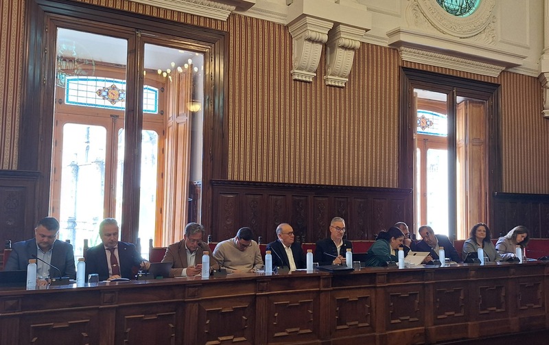 Camacho urge a realizar “de una vez” obras y proyectos “que Diputación arrastra desde hace años sin que lleguen nunca a ejecutarse”