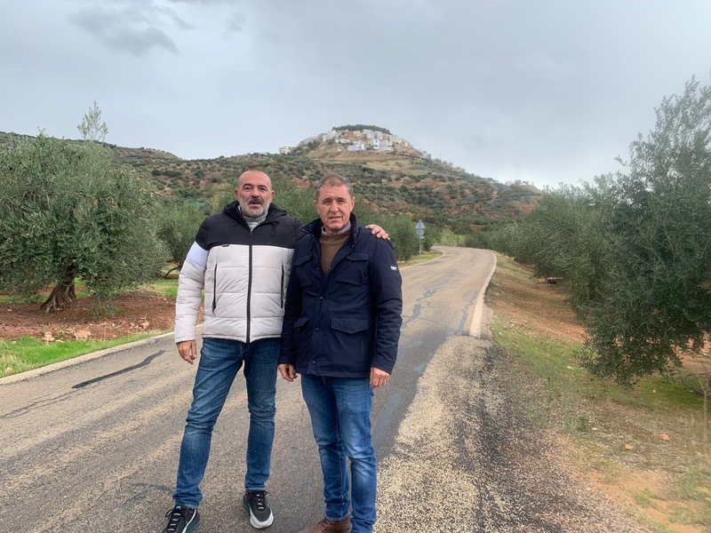 Grimaldos alerta del riesgo que supone el estado de la carretera de Chiclana de Segura a Castellar, otra vía abandonada por Diputación