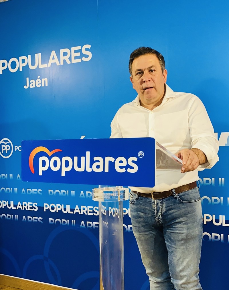 Palacios niega merma de servicios en el Hospital Alto Guadalquivir y valora el esfuerzo de sus profesionales
