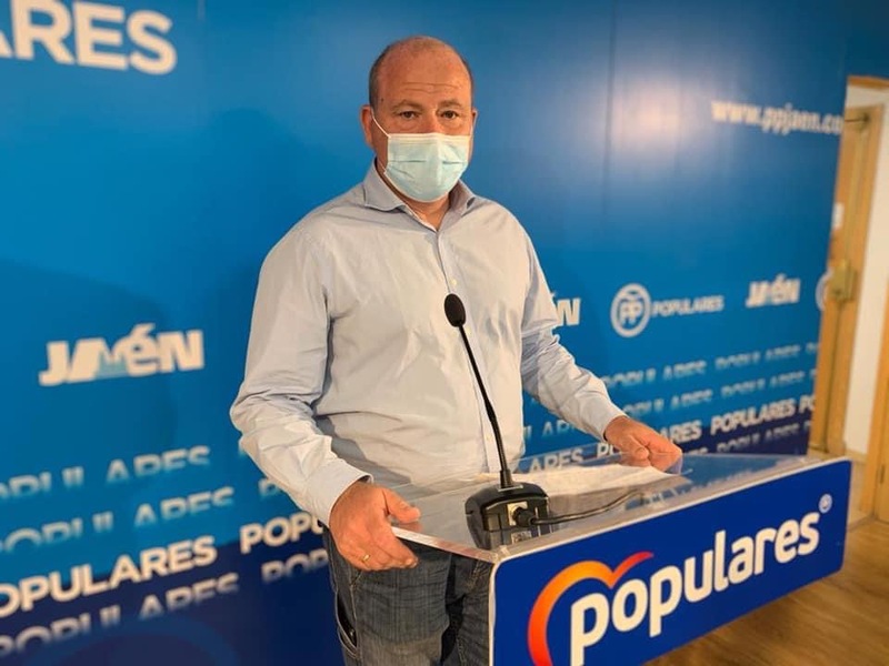 Márquez critica que el Gobierno impulse y ponga en marcha medidas contra la exclusión financiera en el entorno rural