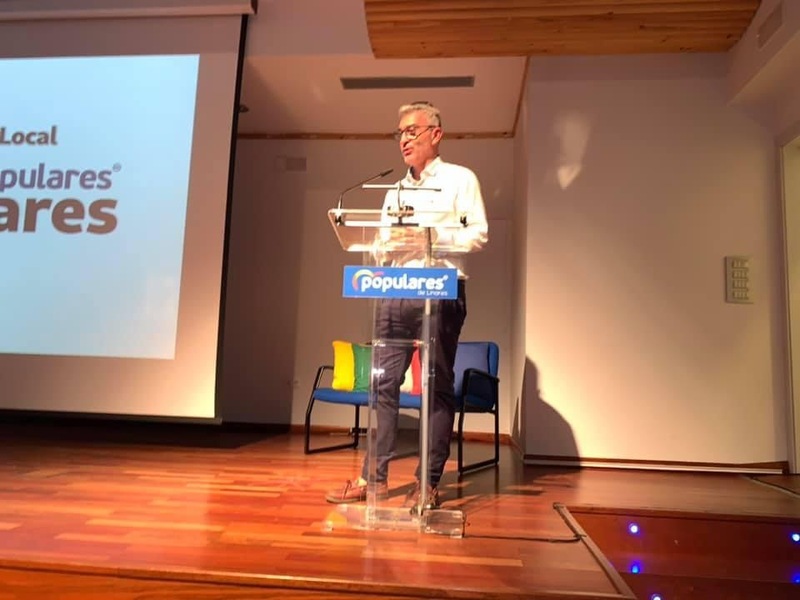 Camacho advierte que Reyes debería “levantarse de su sillón y comenzar a patearse la provincia aunque suponga abrir los ojos a la realidad y darse cuenta de que los jiennenses suspenden su gestión y la de su jefe Sánchez”