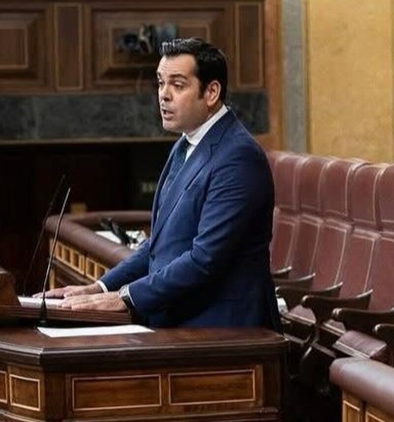 Requena: “Sánchez condena a Jaén al olvido mientras exprime el bolsillo de los jiennenses”