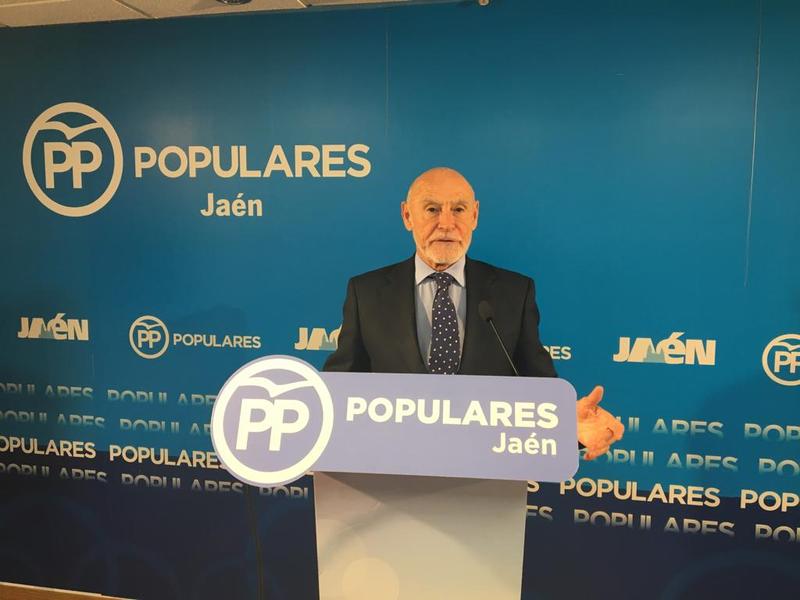 Puche: “La bajada del paro en el mes de mayo demuestra hasta dónde llegan los beneficios del Gobierno de Rajoy”