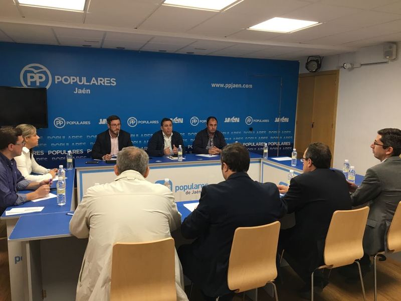 Palacios reclama mayores inversiones en comunicaciones e infraestructuras para “potenciar nuestro turismo de interior y rural”