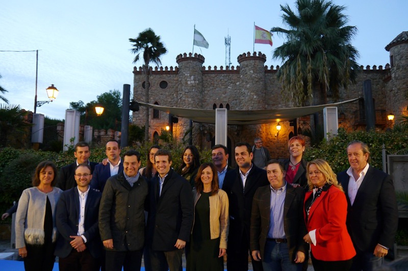 Casado reprocha al Gobierno “el desmantelamiento” de la reforma educativa del PP y la vuelta al “modelo fracasado” de la LOGSE