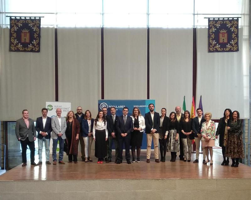 El PP de Baeza presenta la candidatura con la que Pedro Javier Cabrera concurrirá a las elecciones municipales