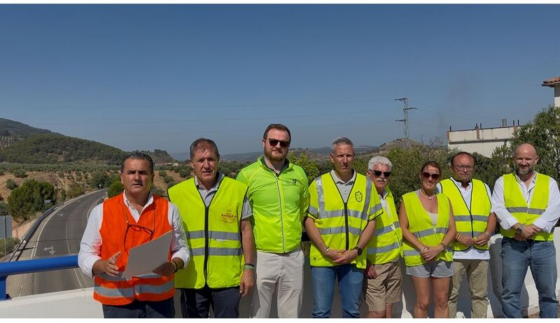 El PP de Jaén denuncia el pésimo estado de conservación de la N-322 y exige al PSOE que reactive de una vez las obras de la A-32